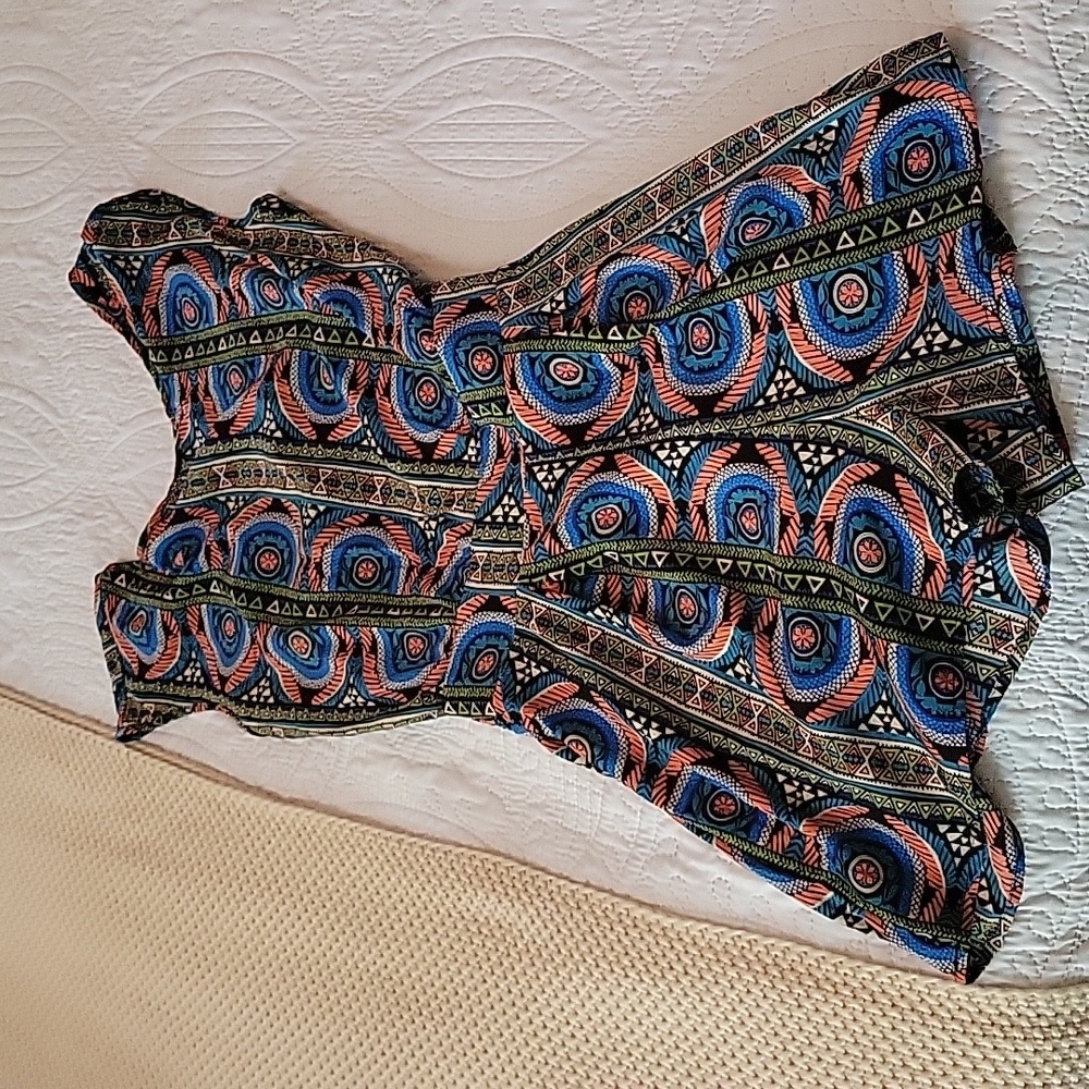 Alya geometric multicolored rompers- Size S